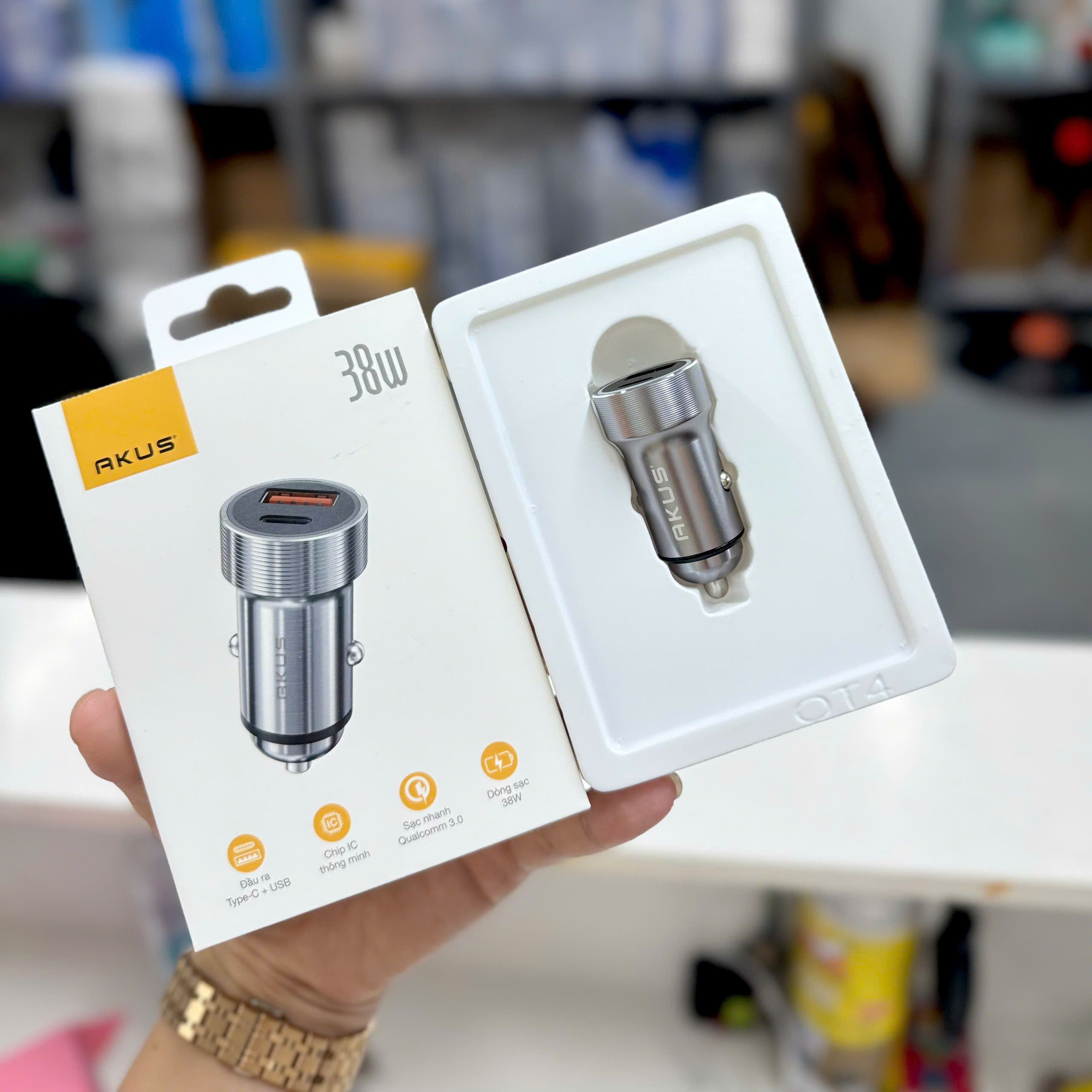 Tẩu sạc ô tô Akus OT-041